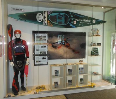 Unsere neue Kanuvitrine